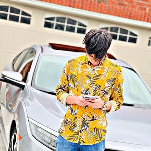 Meet your Posher, Eraj